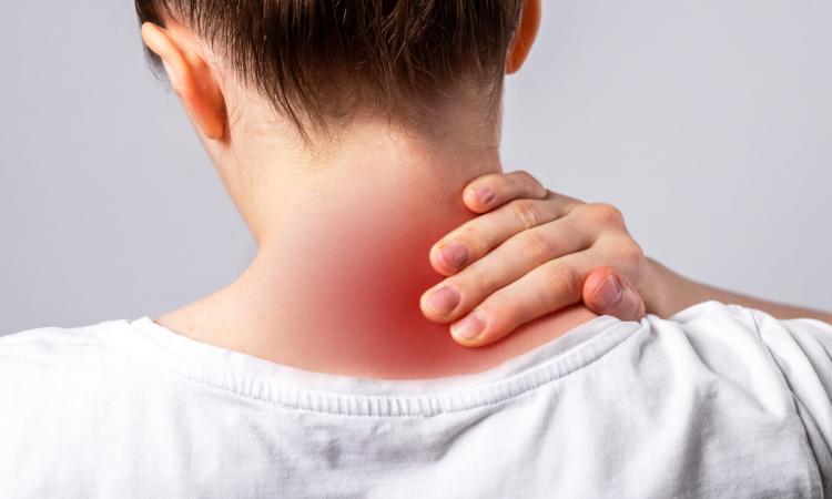 Relación entre la ansiedad y el dolor de cuello: fisioterapia integrativa para un alivio duradero