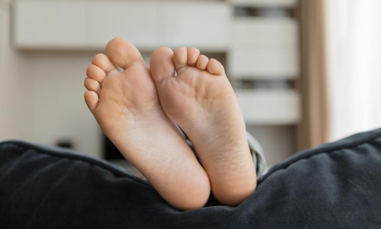 Fascitis Plantar: ¿Es un Problema del Pie o Hay Algo Más que lo Provoca?